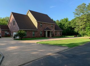 137 Kennedy Rd, Benton, LA 71006