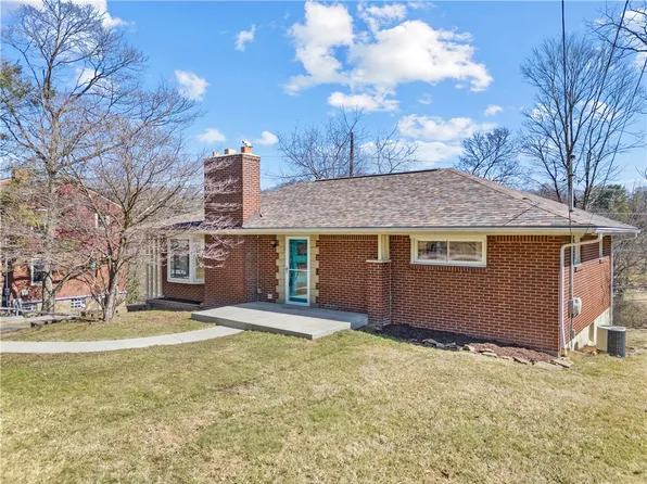 105 Sycamore Dr, McKnight, PA 15237