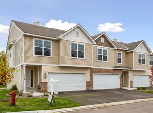 348 Stonewood Pl, Burnsville, MN 55306
