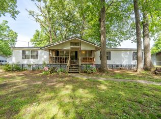 90 Shady Ln, Saltillo, TN 38370