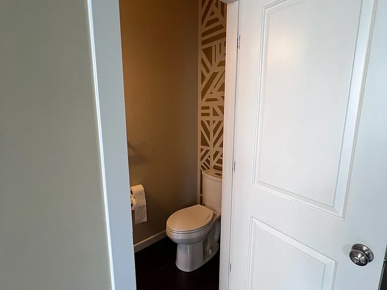109 Saginaw Dr — Photo 18
