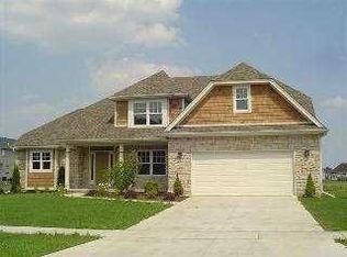 6118 White Eagle W, Sylvania, OH 43560