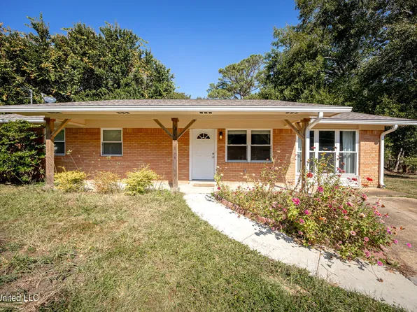 103 Burton Ct, Ocean Springs, MS 39564