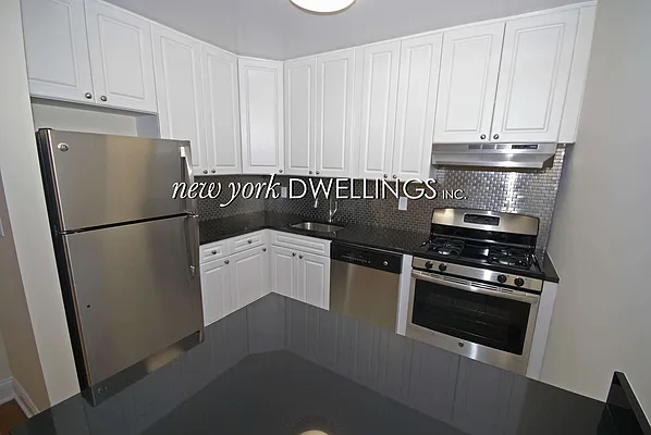 Rented by New York Dwellings LLC | media 14