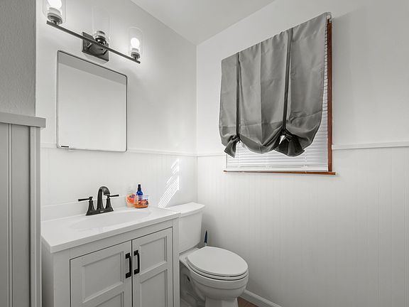 5th image of 1003 Greenwood Ave