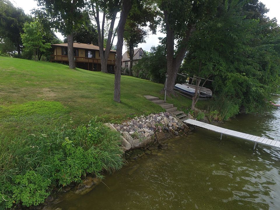 1st image of 42807 N Woodbine Ave
