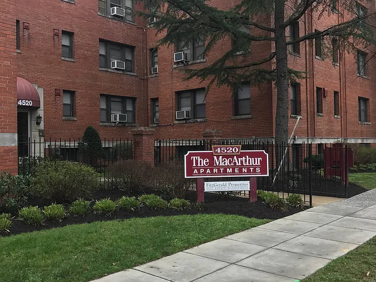 The MacArthur Apartments — Photo 8
