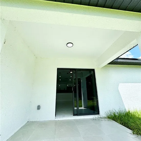 670 Chemstrand St E — Photo 22