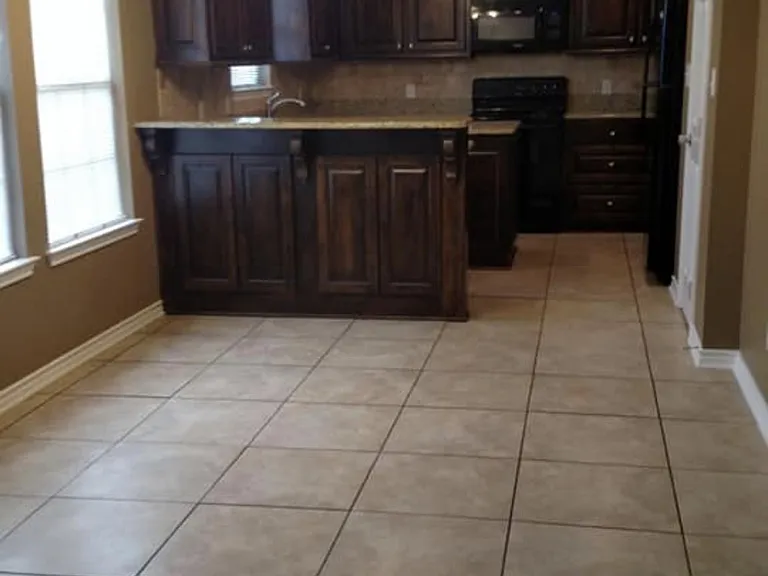 5953 State Highway 154 E — Photo 3