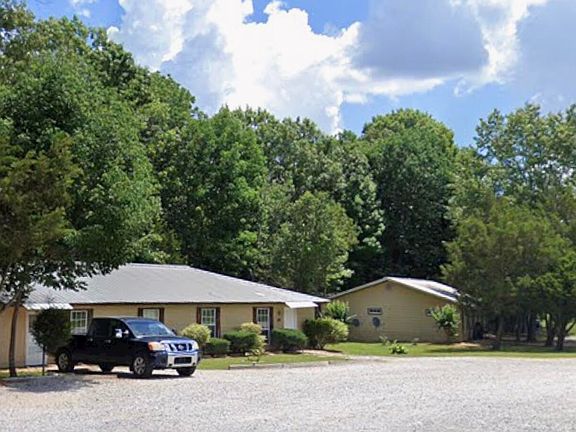 2nd image of 100-124 Mickey Ln