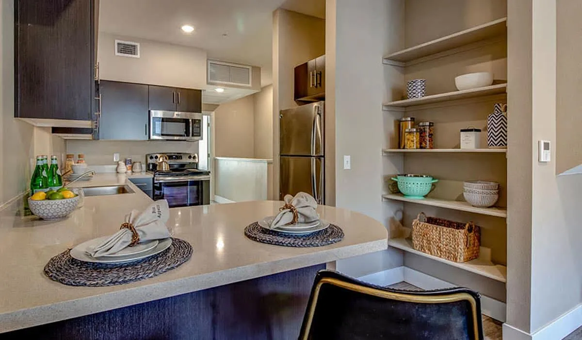 Riverside Park Apartments — Photo 1