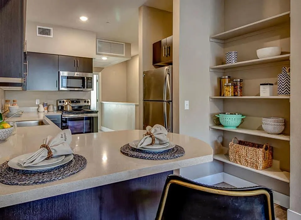 Riverside Park Apartments