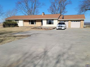 506 Highway 40, Lawrence, KS 66049