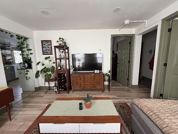 5th image of 69 N Willard St #1