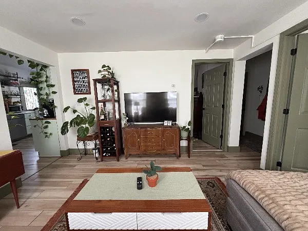 69 N Willard St #1 — Photo 5