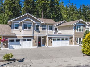 2303 Sundown Ct, Anacortes, WA 98221