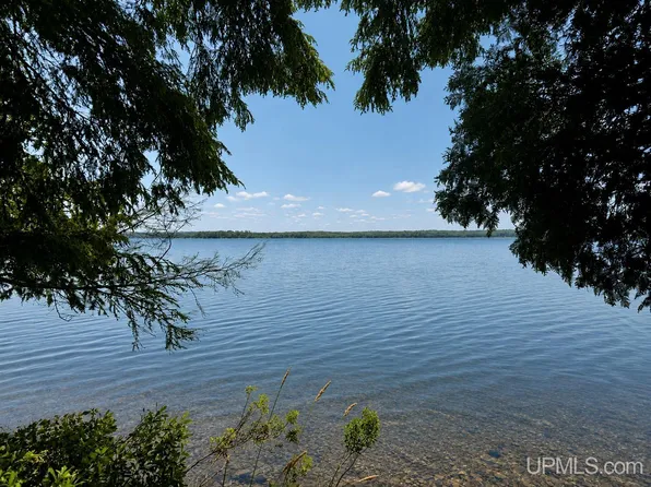 12.2 Lakeshore Dr #A, Wakefield, MI 49968
