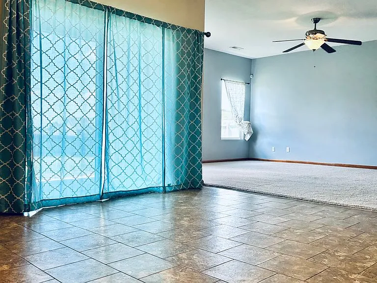 2743 Devin Dr — Photo 6