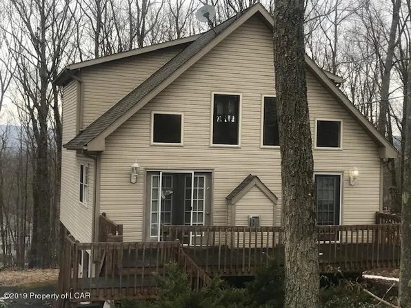 126 Buck Ridge Dr, Drums, PA 18222