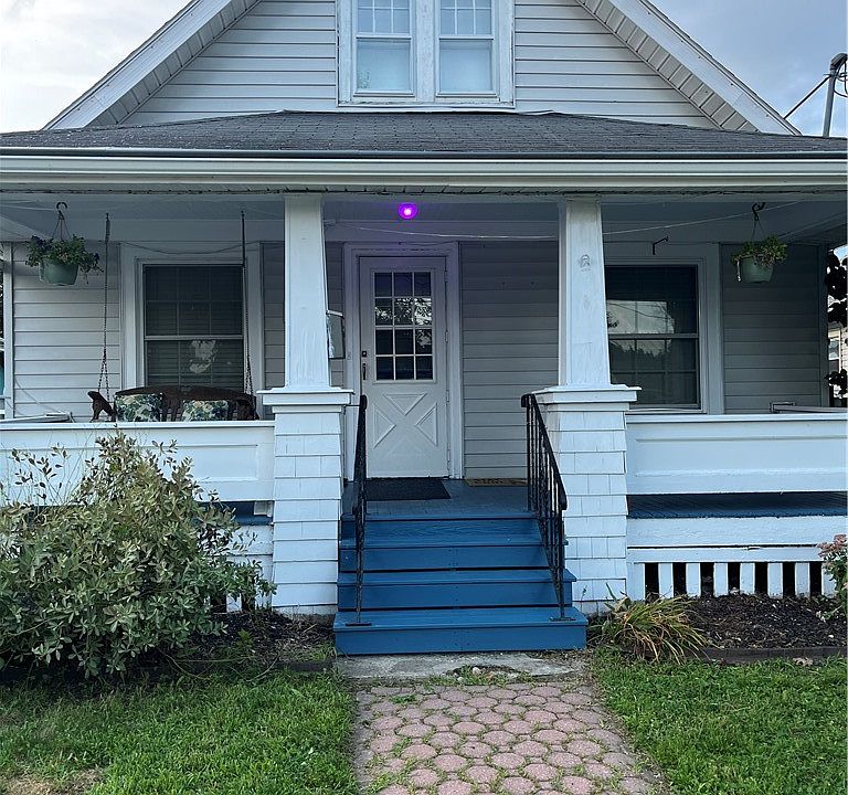 1st image of 540 Decker Ave