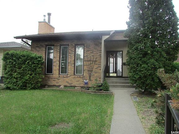 3rd image of 1451 Grace St