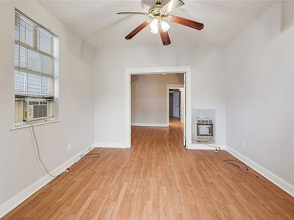 5th image of 1333-35 S Genois St