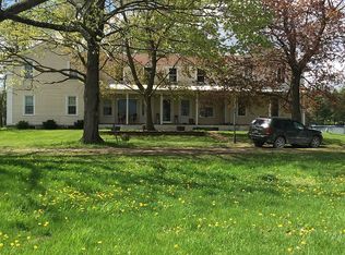 8875 Hitchingham Rd, Ypsilanti, MI 48197