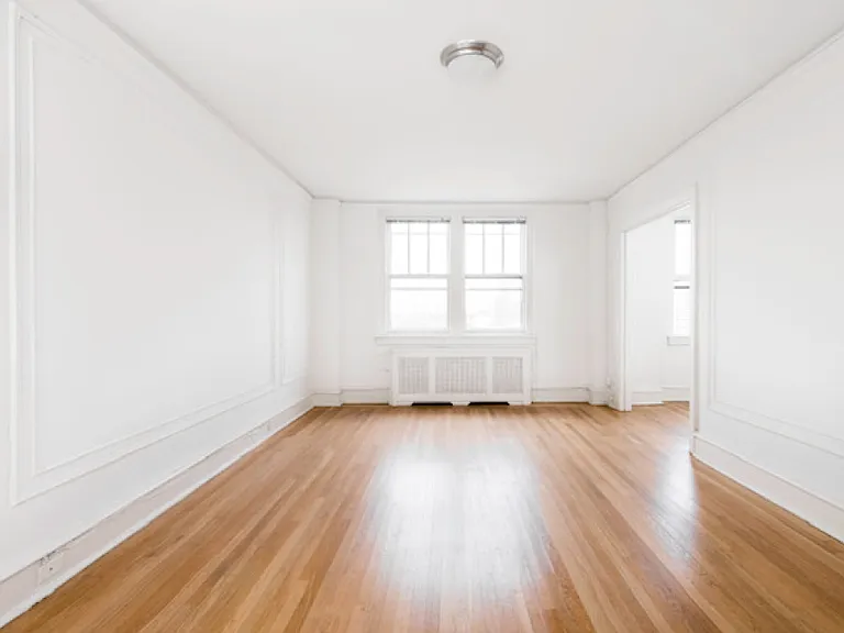 Embassy Apartments — Photo 18