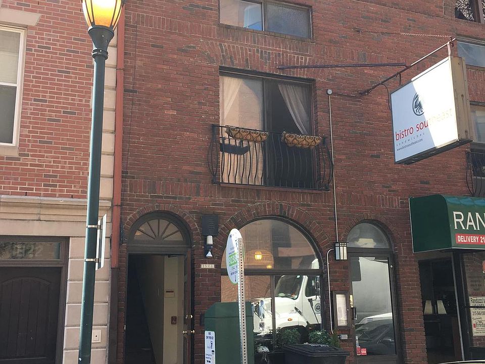 1st image of 1824 South St Floor 3