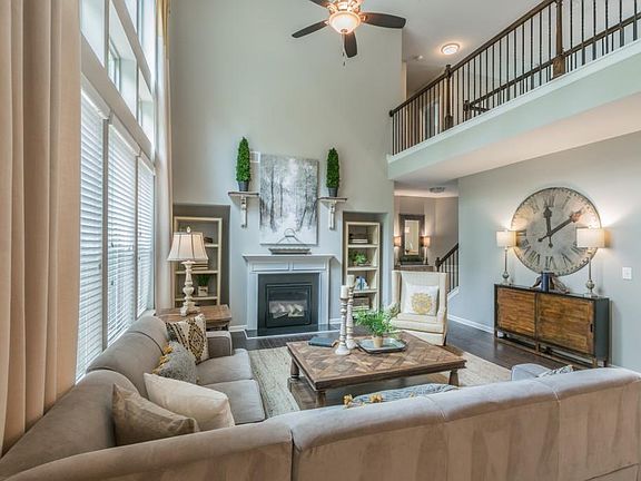 4th image of 412 Camberlie Cir