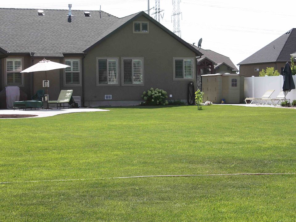 2nd image of 739 Wellington Dr