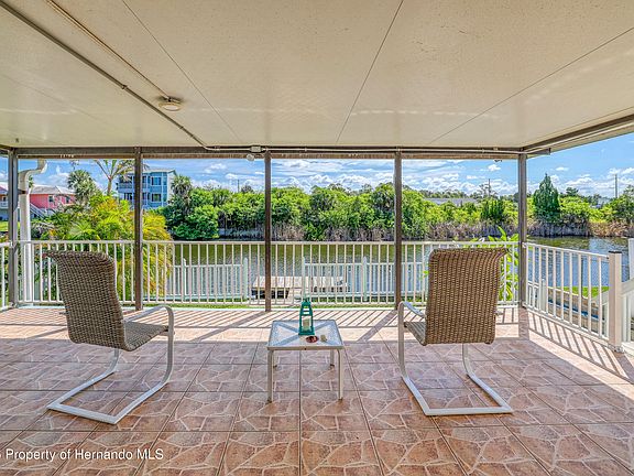 2nd image of 3250 Rose Arbor Dr