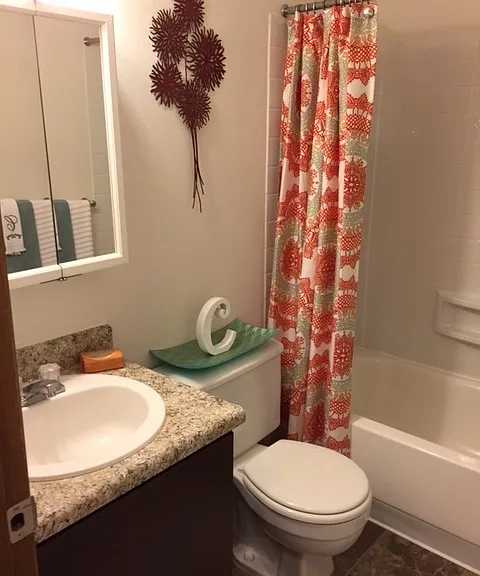 Crystal Springs Apartments — Photo 71