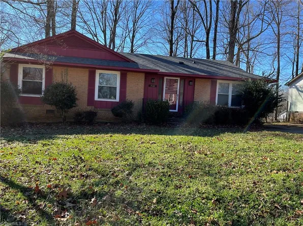 4601 Brynhurst Dr, Greensboro, NC 27407