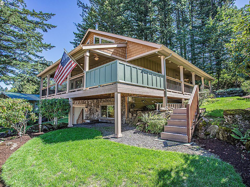1st image of 142 Lakeshore Dr