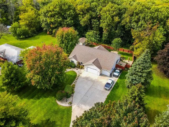 W9404 State Highway 18, Cambridge, WI 53523