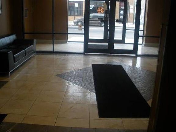 2nd image of 4131 W Belmont Ave Unit 207