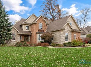 8010 Winding Ridge Blvd, Monclova, OH 43542