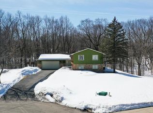 121 Ridge Cir SE, Saint Michael, MN 55376