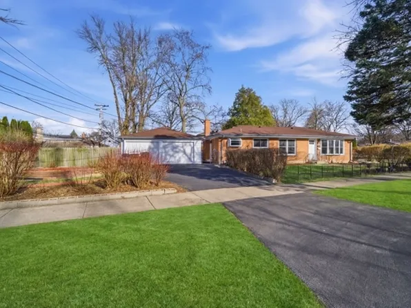 50 Glenview Rd, Glenview, IL 60025