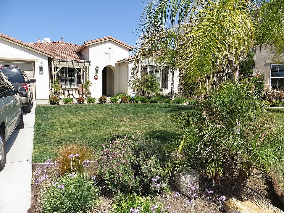 1st image of 36974 Doreen Dr