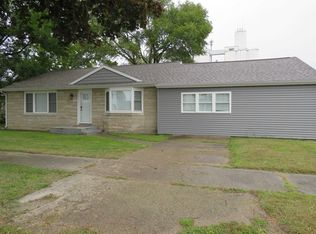 101 W Davis St, Hamlet, IN 46532
