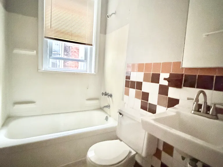 191 Wooster St #2BB — Photo 6