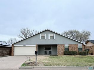 221 Chanticleer Pl, Clovis, NM 88101
