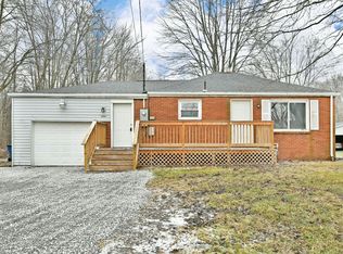 224 Jacobs Rd, Hubbard, OH 44425