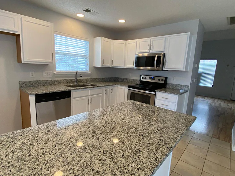 12131 Bottlebrush Pl — Photo 2