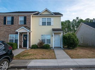 300 Streamwood Dr, Jacksonville, NC 28546
