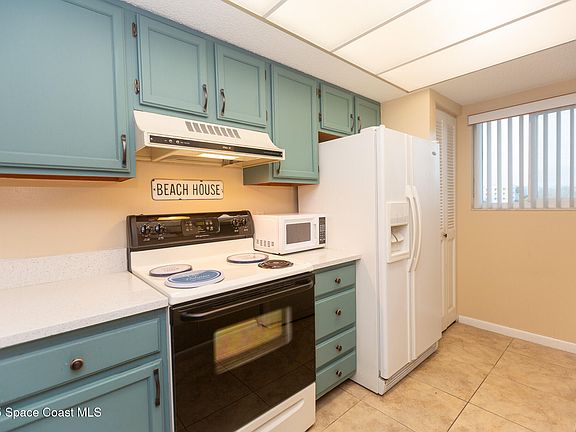 4th image of 1595 N Atlantic Ave APT 305