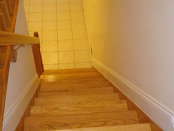 5th image of 49 Winfield Ave