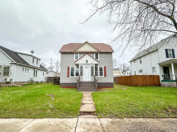 2109 6th Ave E, Hibbing, MN 55746